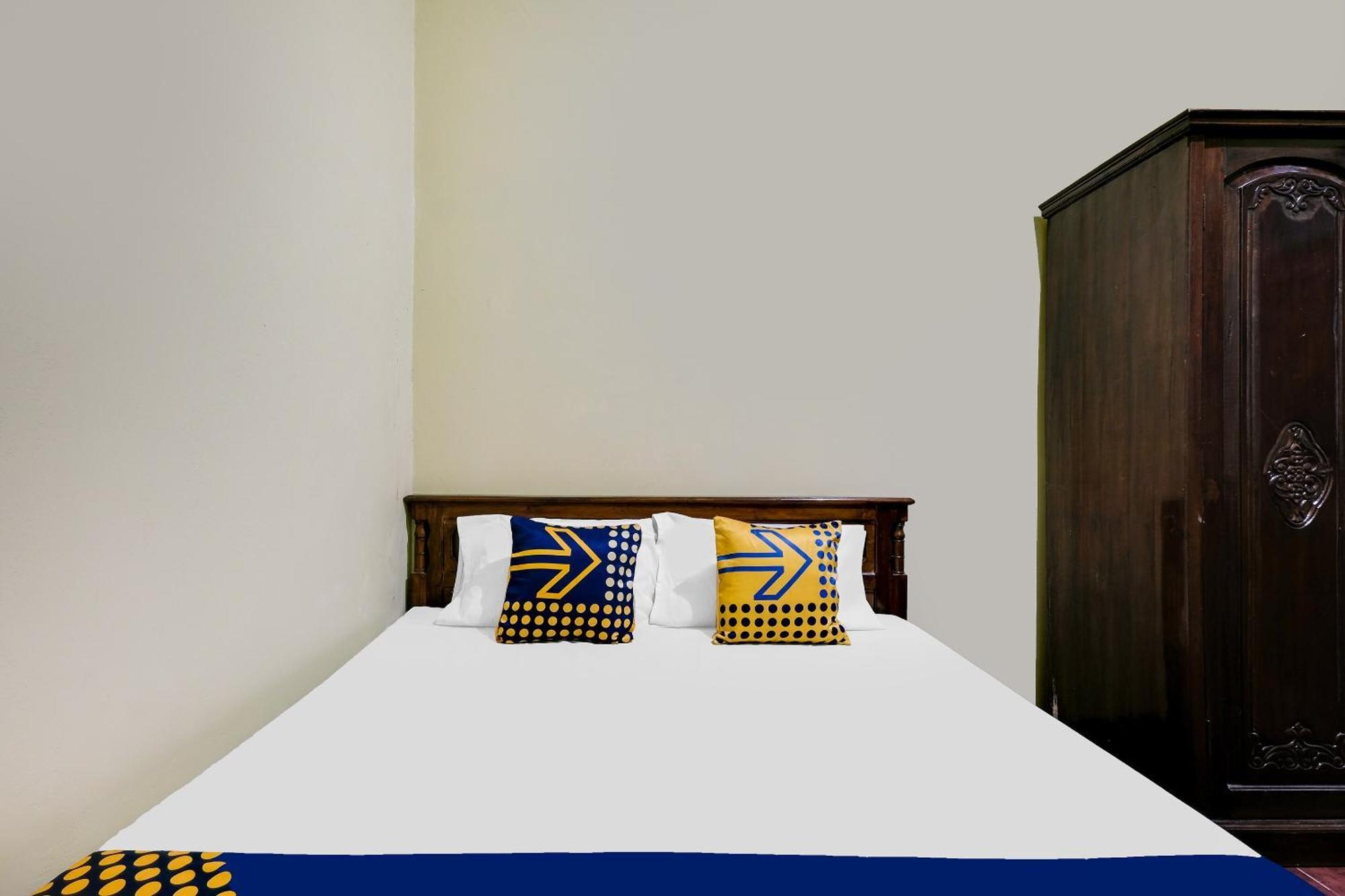 Spot On 92068 Pudja Kesuma Homestay Syariah Yogyakarta Pedes Exterior photo